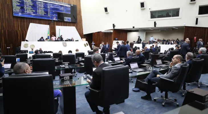 Quem não votou? Deputados evitam se posicionar em empréstimo bilionário e áudio expõe bastidores na Alep