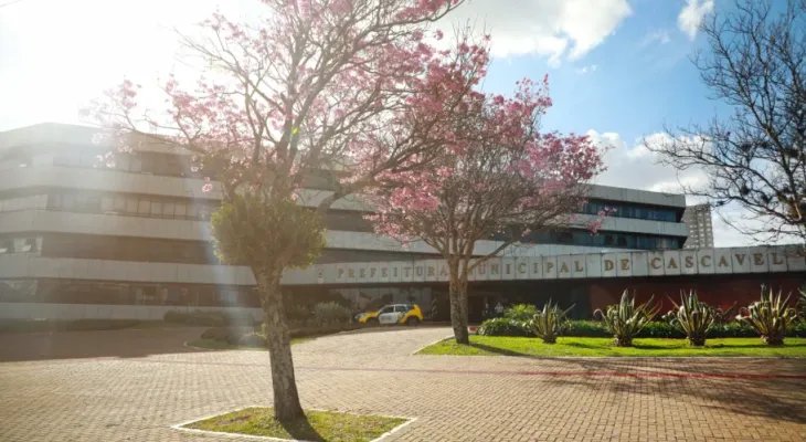 Abre e fecha: veja como funcionam os serviços na Sexta-feira Santa