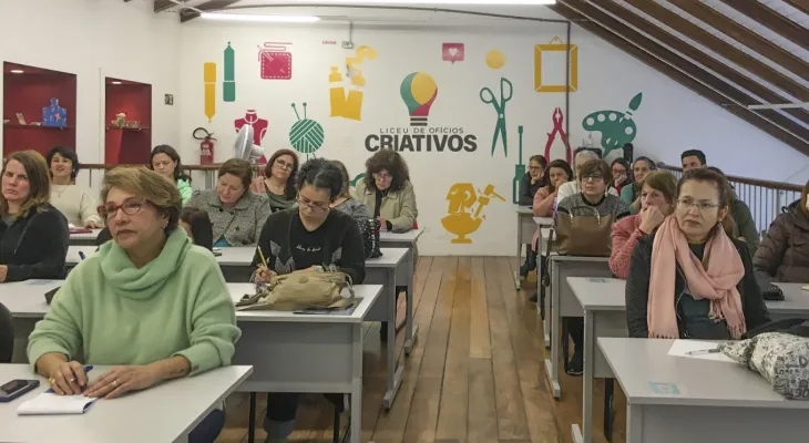 Liceu de Ofícios Criativos abre oficinas gratuitas de artesanato e geração de renda em abril