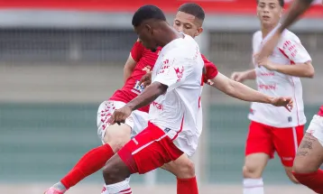 Em jogo disputado, Rio Branco e Paranavaí empatam em Paranaguá