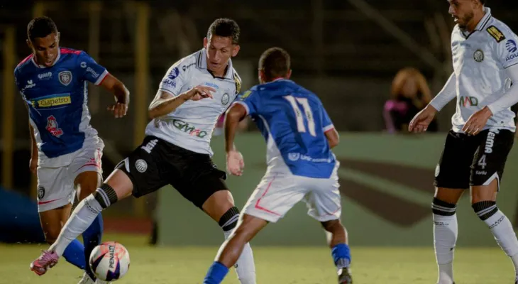 Cianorte para na trave e empata sem gols com o Operário-PR em Maringá