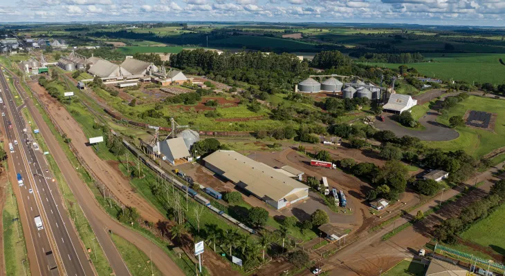 Nova Ferroeste segue atrasada enquanto governo anuncia investimento pontual de R$ 80,7 milhões em Cascavel