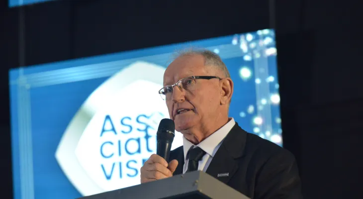 Caciopar celebra 50 anos com presença de prefeitos e lideranças empresariais em Foz do Iguaçu