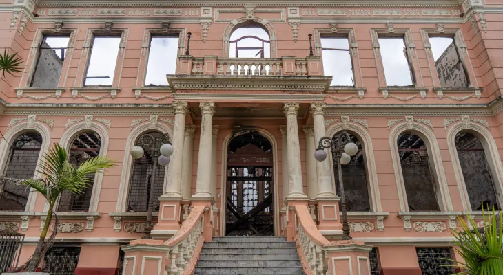 Todos os alunos do Instituto de Educação de Paranaguá retornam às aulas presenciais na segunda