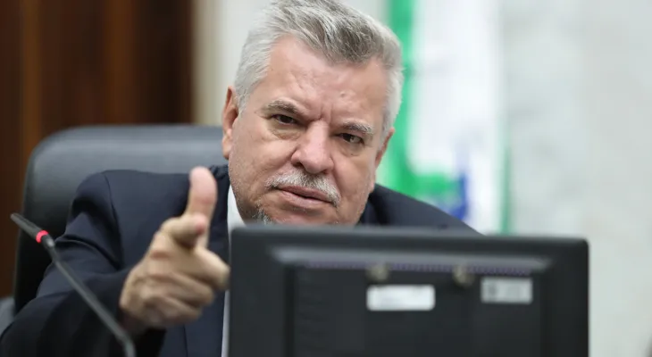 Novo bloco nasce sob tensão que escancara guerra por comando da oposição na Alep