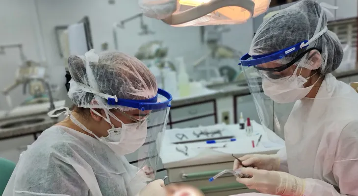 Câmara pressiona por reajuste de auxiliares odontológicos em Ponta Grossa