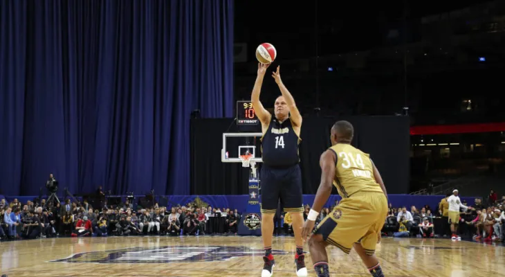 Por que o ídolo Oscar Schmidt era chamado de ‘Mão Santa’?