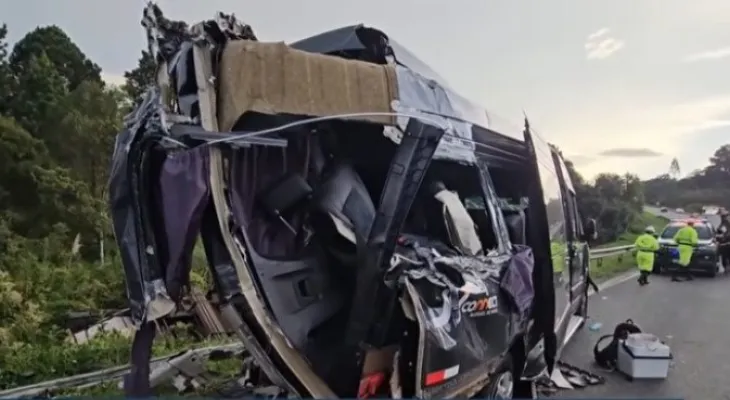 PRF autua caminhão por falta de freios em acidente que matou adolescente em Balsa Nova