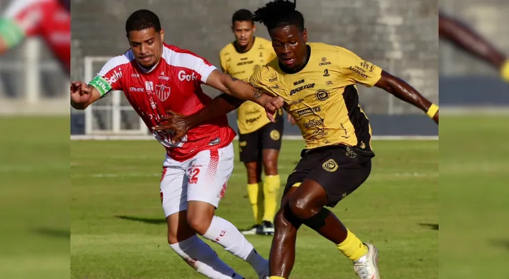 Cascavel vence o Guarany de Bagé e divide a liderança da chave com o Joinville