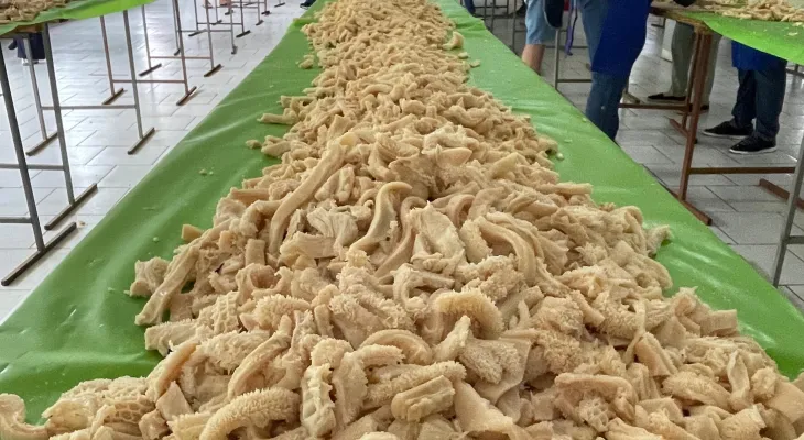 Cascavel se mobiliza para a tradicional buchada e o maior costelão da Festa do Trabalhador