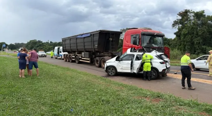 PRF registra nove mortes e mais de 5 mil flagrantes por excesso de velocidade no feriado de Tiradentes no Paraná