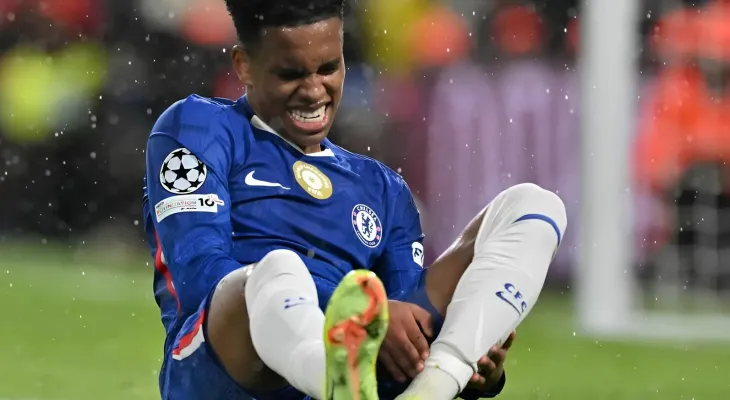 Estêvão corre risco de perder a Copa por conta de lesão