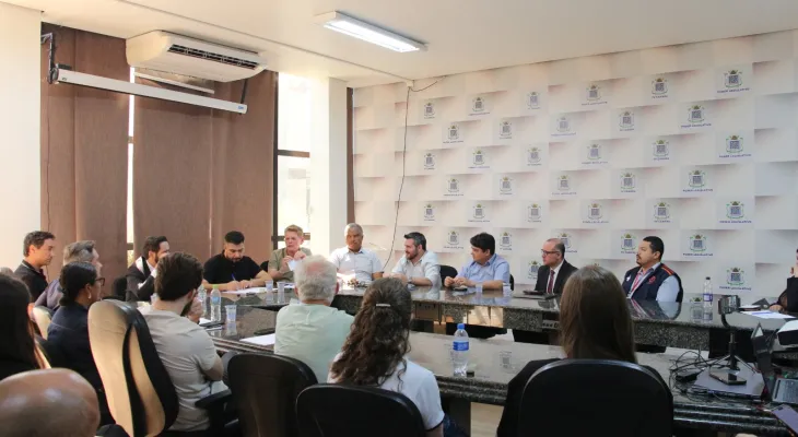 Superlotação no HUOP expõe falhas na regulação e pressiona atendimento em Cascavel