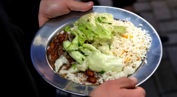 Cascavel destina R$ 23 milhões à merenda escolar e serve 90 mil refeições por dia