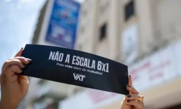 CCJ da Câmara aprova avanço de propostas que reduzem jornada e acabam com escala 6x1