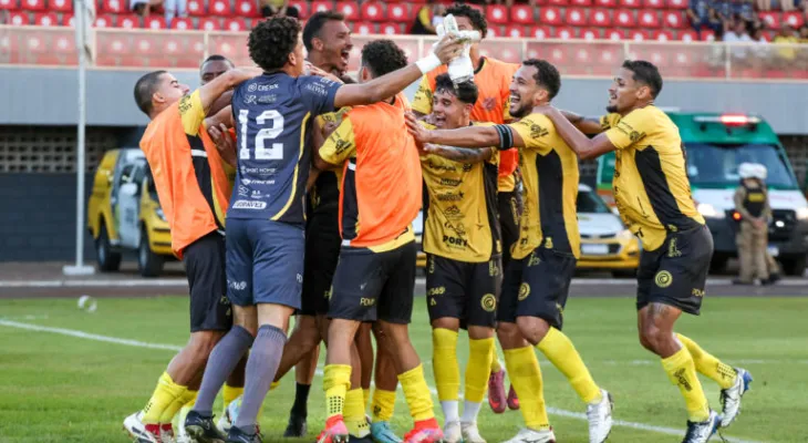 Invicto e sem sofrer gols, Cascavel recebe o Cianorte pela Série D; veja onde assistir