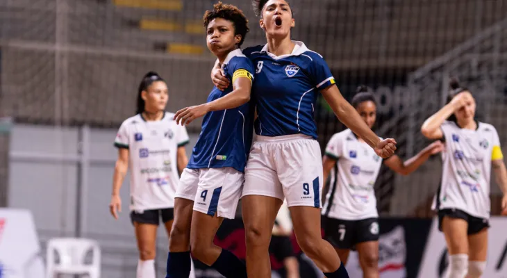 Stein Cascavel goleia a Malgi fora de casa em jogo da Liga Feminina de Futsal