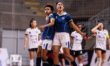 Stein Cascavel goleia a Malgi fora de casa em jogo da Liga Feminina de Futsal