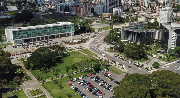 Paraná define regras do orçamento de 2027 com margem de R$ 2,2 bilhões e foco em metas fiscais