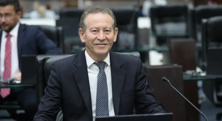 Professor Lemos critica Programa Parceiro da Escola e pede revogação total da lei no STF