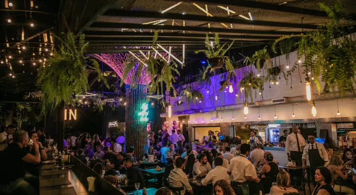 Toledo aprova projeto que cria proteção a mulheres em casas noturnas