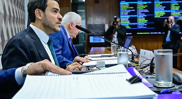 Messias defende aprimorar STF e autocontenção em pautas polêmicas