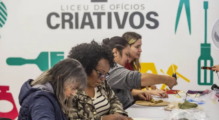 Curitiba abre inscrições para cursos gratuitos de resina, silicone e pintura para artesãos