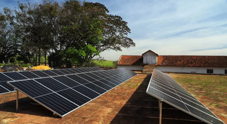 Paraná é o 3º estado com maior potência de energia solar no Brasil, aponta Absolar