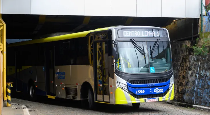 Ponta Grossa terá ônibus gratuito neste fim de semana para plantão do Fórum Eleitoral