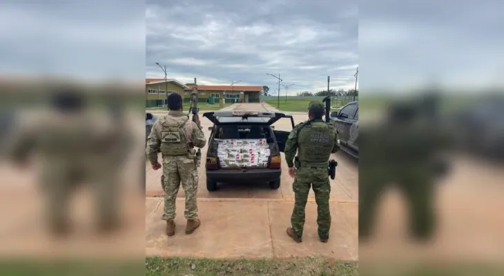 PF e BPFron apreendem carro carregado com cigarros contrabandeados em Terra Roxa