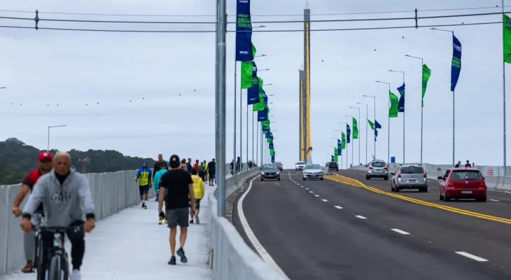 Ponte de Guaratuba: Novas regras limitam tráfego de veículos de carga no Litoral; confira os trechos