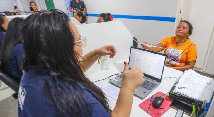 Nova lei quer assegurar atendimento pessoal no CadÚnico para famílias de baixa renda