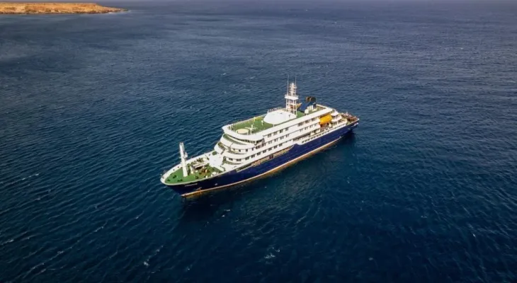 Capitão de navio com surto de hantavírus deixa a embarcação