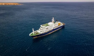 Capitão de navio com surto de hantavírus deixa a embarcação