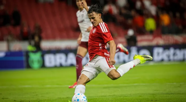 Campeonato Brasileiro: Coxa e Colorado abrem a rodada neste sábado