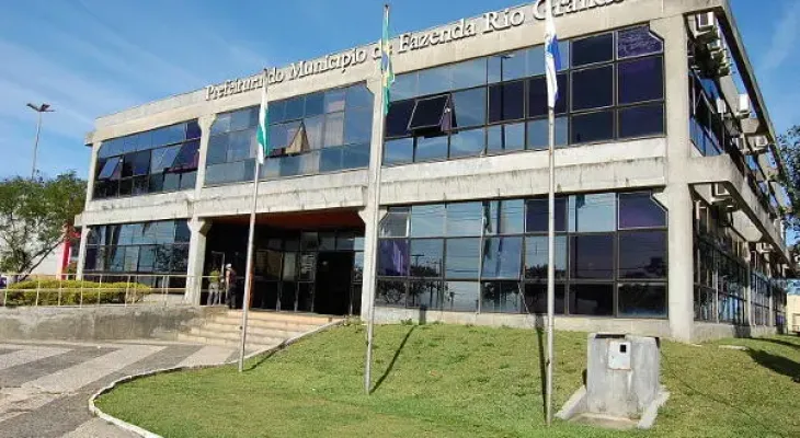 Exames em mulheres, CPFs de mortos e suspeita de superfaturamento: Tribunal aponta rombo milionário na saúde de Fazenda Rio Grande