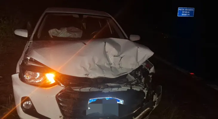 Batida frontal entre Onix e Astra deixa homem ferido na PR-468 em Moreira Sales