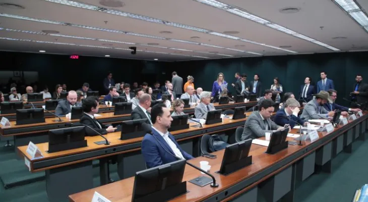 Por ofensas a Hugo Motta, deputado do PL pode ter mandato suspenso por 90 dias