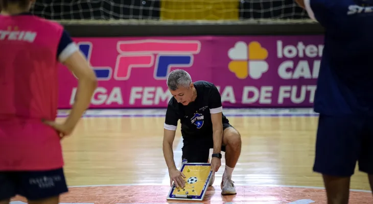 Stein Cascavel estreia na Supercopa de futsal feminino nesta terça-feira