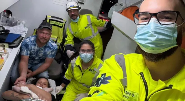 Bebê nasce dentro de ambulância da EPR Iguaçu durante transferência no Sudoeste do Paraná