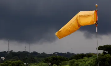 Inmet emite alerta de tempestade e ciclone no Paraná nesta semana