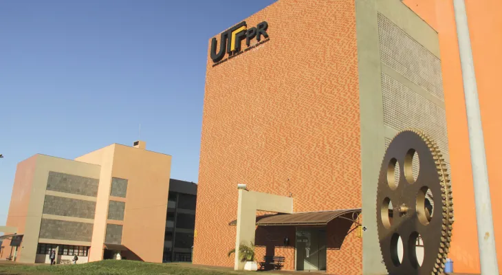 UTFPR abre inscrições para vagas de graduação com notas do Enem no Oeste do PR