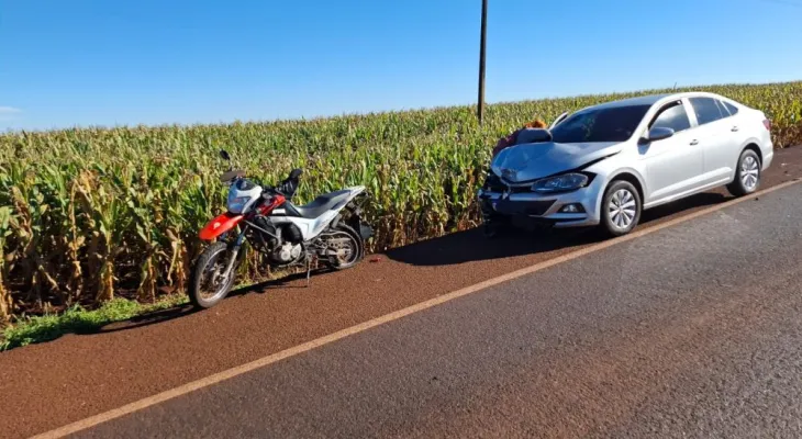 Moto de Tupãssi e Virtus batem na PR-239; casal de 33 e 34 anos vai para o hospital