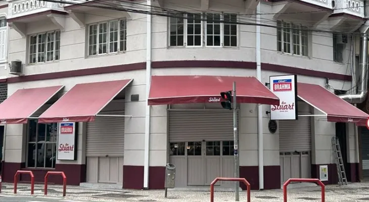 Bar Stuart, o mais antigo do Paraná, reabre as portas em Curitiba