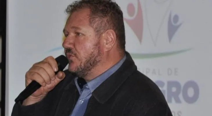 Ex-prefeito de Campo Magro, Claudio Casagrande acumula três contas rejeitadas