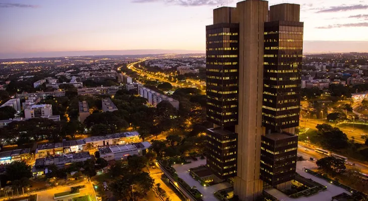 CCJ do Senado vota PEC que amplia autonomia do Banco Central nesta quarta