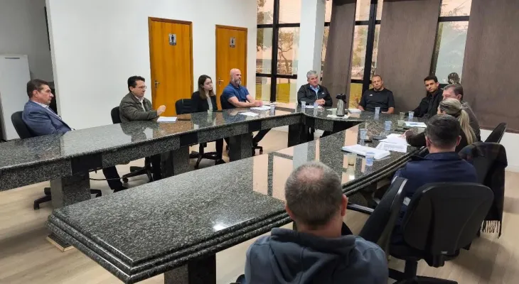 Câmara e prefeitura debatem asfalto para quatro estradas rurais de Cascavel