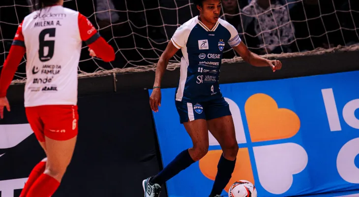 Stein Cascavel enfrenta o Clube Resenhas pela Liga Feminina de Futsal
