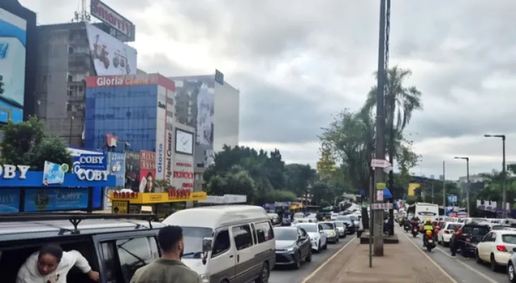Ciudad del Este retira 57 painéis publicitários após polêmica com anúncios