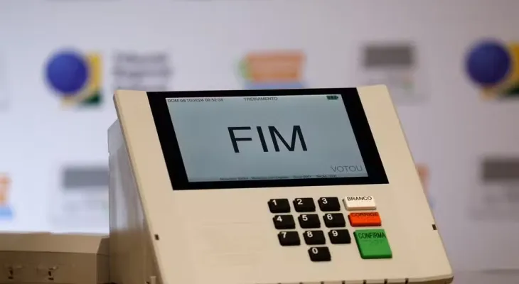 Partidos devem direcionar R$ 4,9 bilhões do Fundo Eleitoral para publicidade, redes sociais e campanhas em 2026